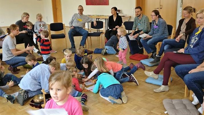 "Kirche lebt vor Ort - Kinder-Wort-Gottesdienst" in Haan und Gruiten "Kirche lebt vor Ort - Kinder-Wort-Gottesdienst" in Haan und Gruiten